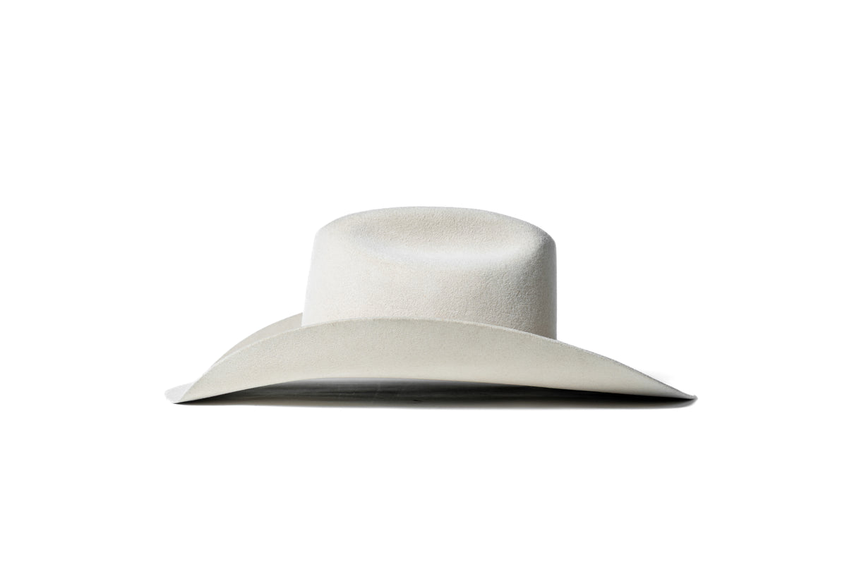 Sombrero John Buckskin, vista posterior sobre fondo blanco