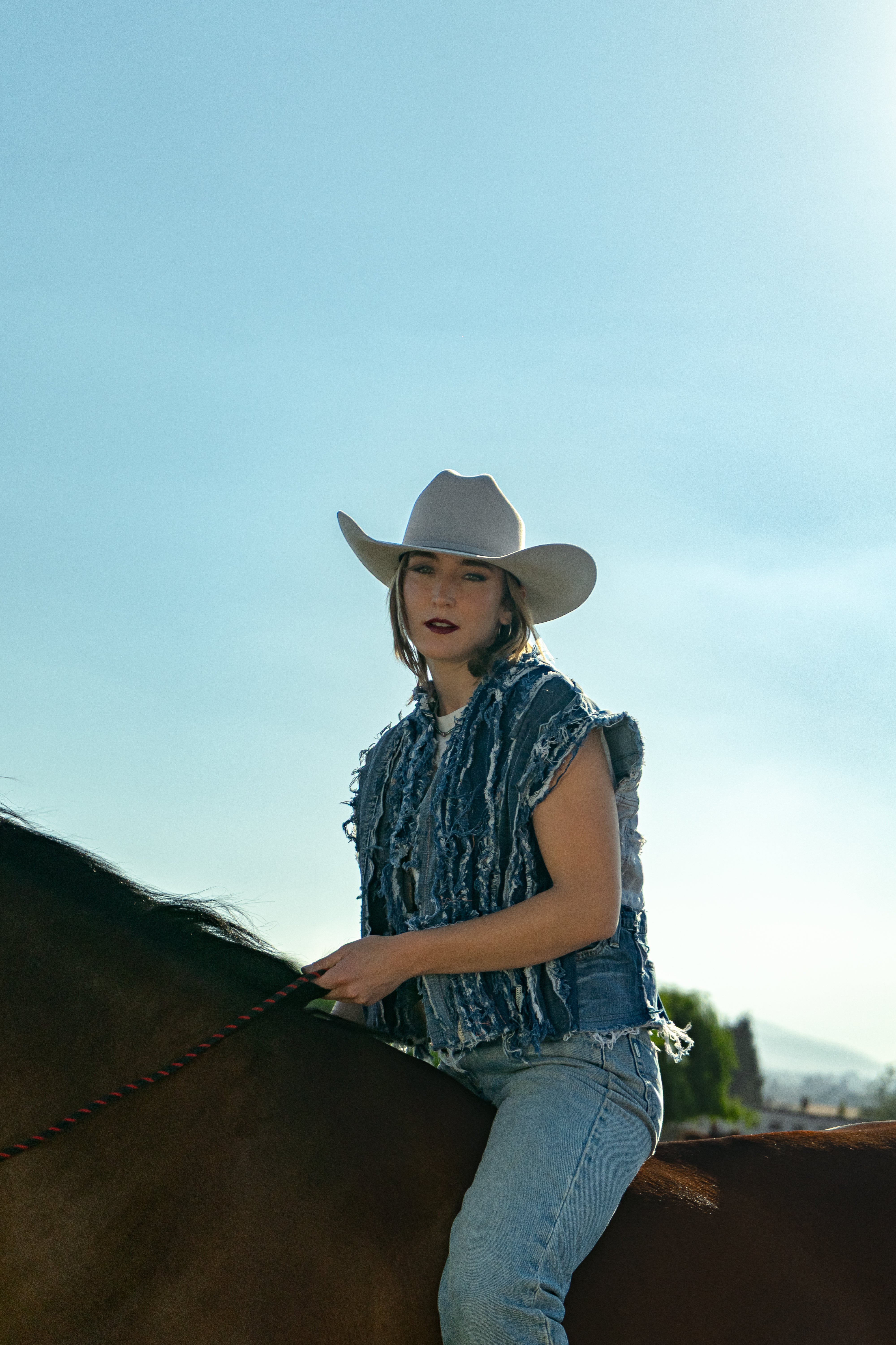 Sombrero John gris nieve — modelo mezclilla