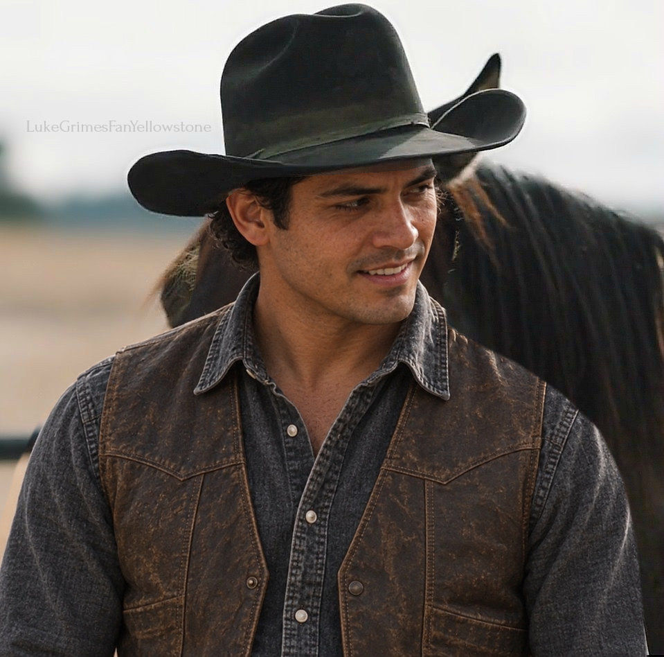 Kayce Dutton: sombrero negro, modelo hombre en retrato